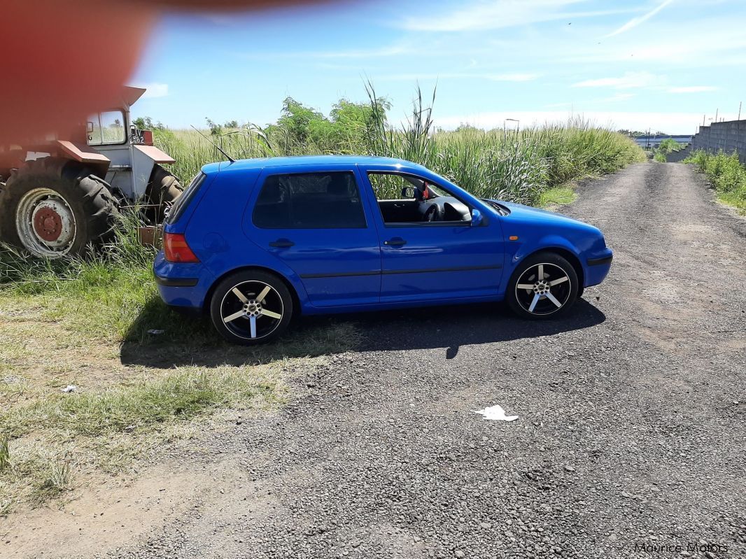 Volkswagen Golf 4 in Mauritius