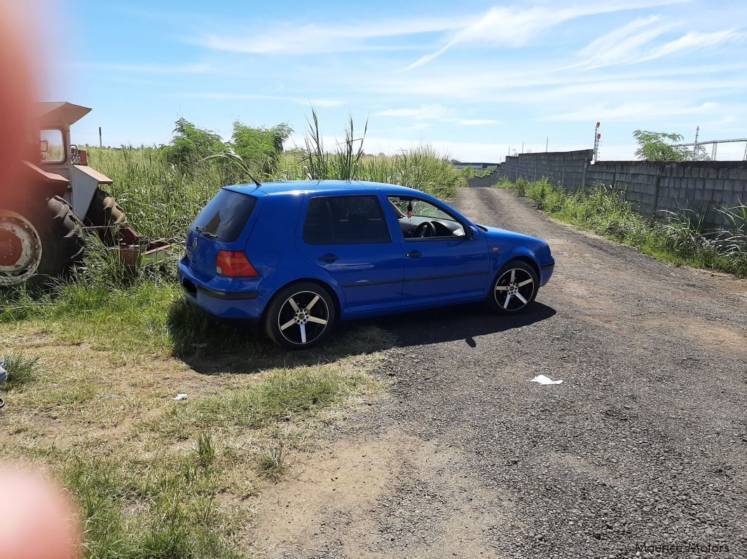 Volkswagen Golf 4 in Mauritius