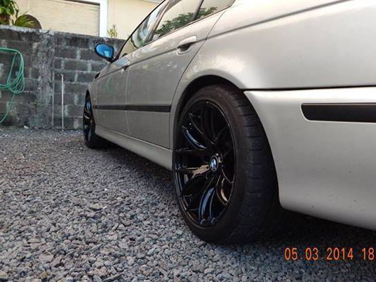 BMW E39 540i in Mauritius