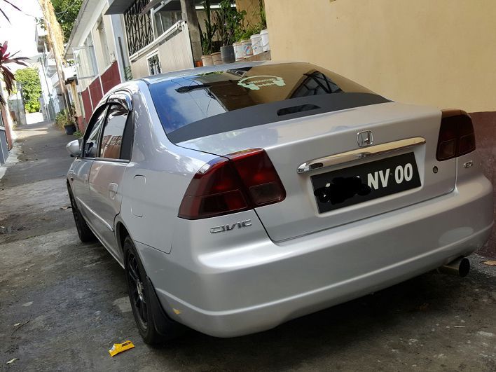 Honda Civic Es8 in Mauritius