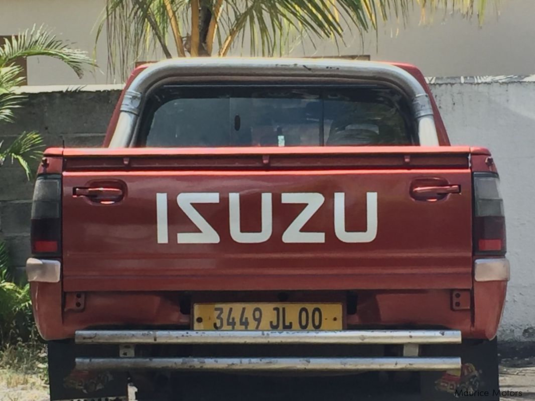 Isuzu KB 2.8 in Mauritius