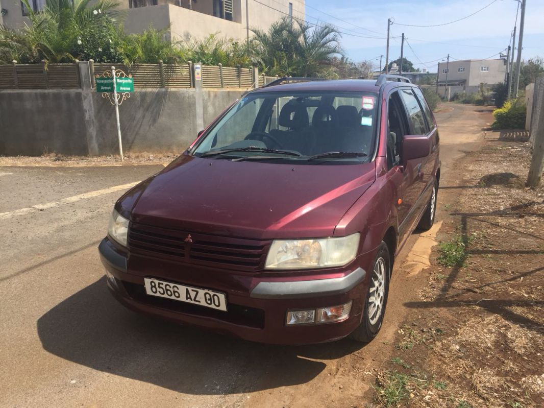 Used Mitsubishi Space Wagon 2000 Space Wagon for sale Albion