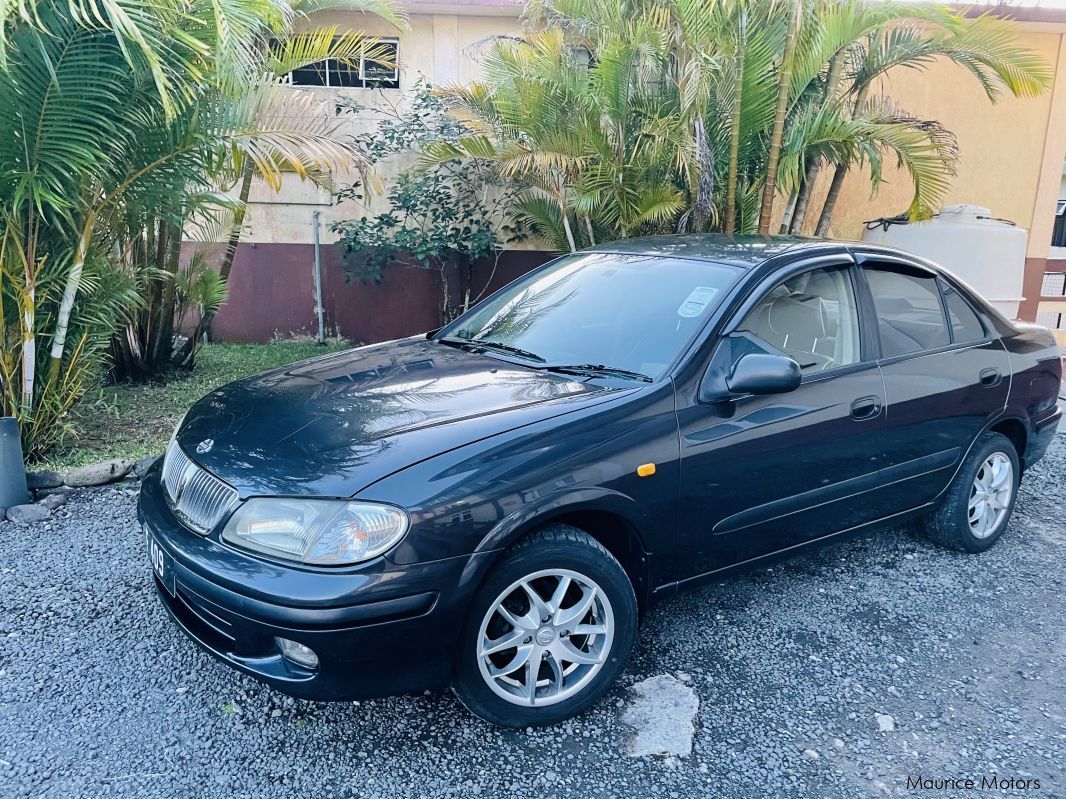 Nissan Almera N16 in Mauritius