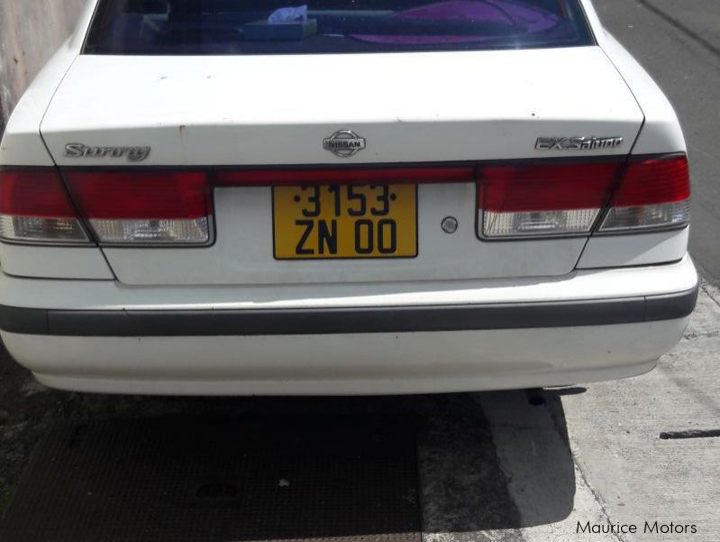 Nissan B16 in Mauritius