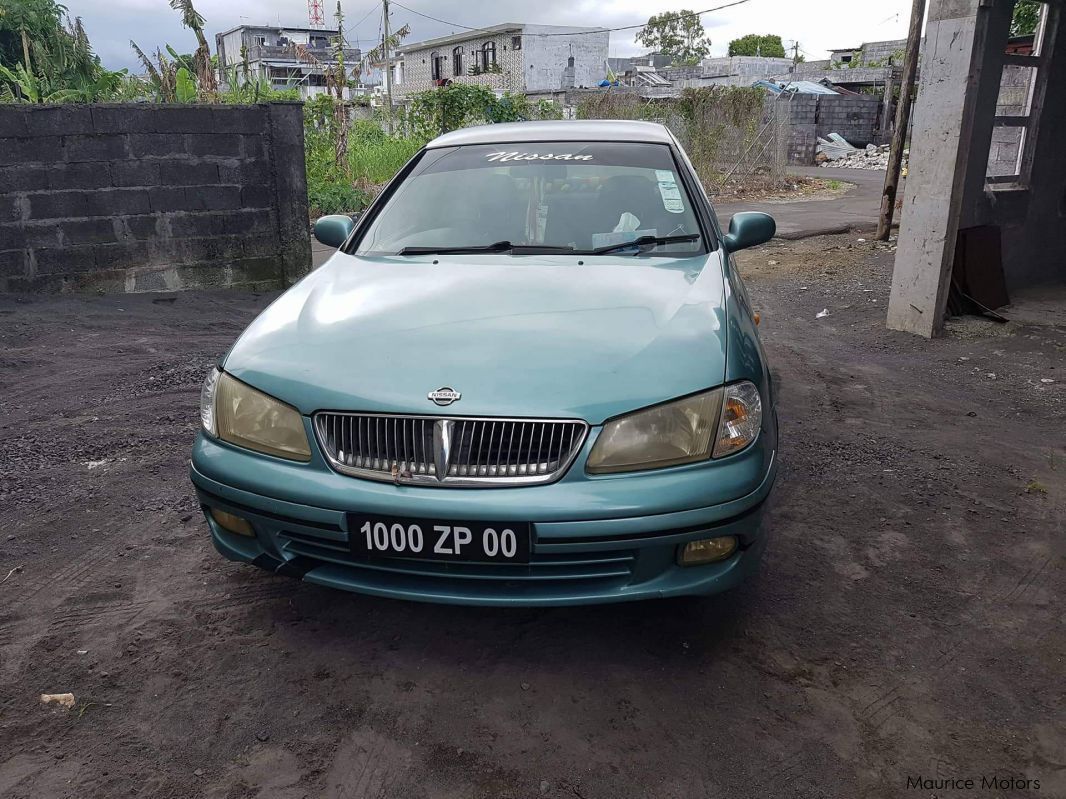 Nissan Nissan sunny N16 in Mauritius