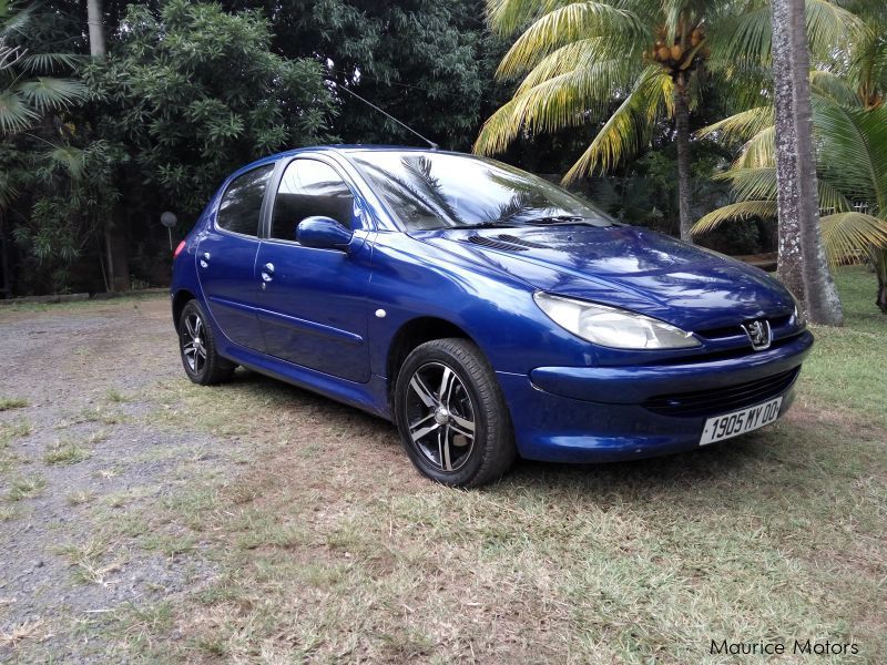 Used Peugeot 206  2000 206 for sale  Plaine des papayes 