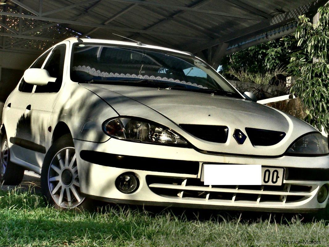 Renault MEGANE CLASSIC in Mauritius