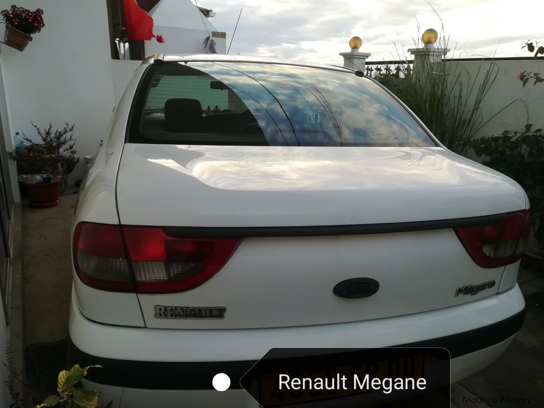 Renault Megane Classic Year 00 in Mauritius