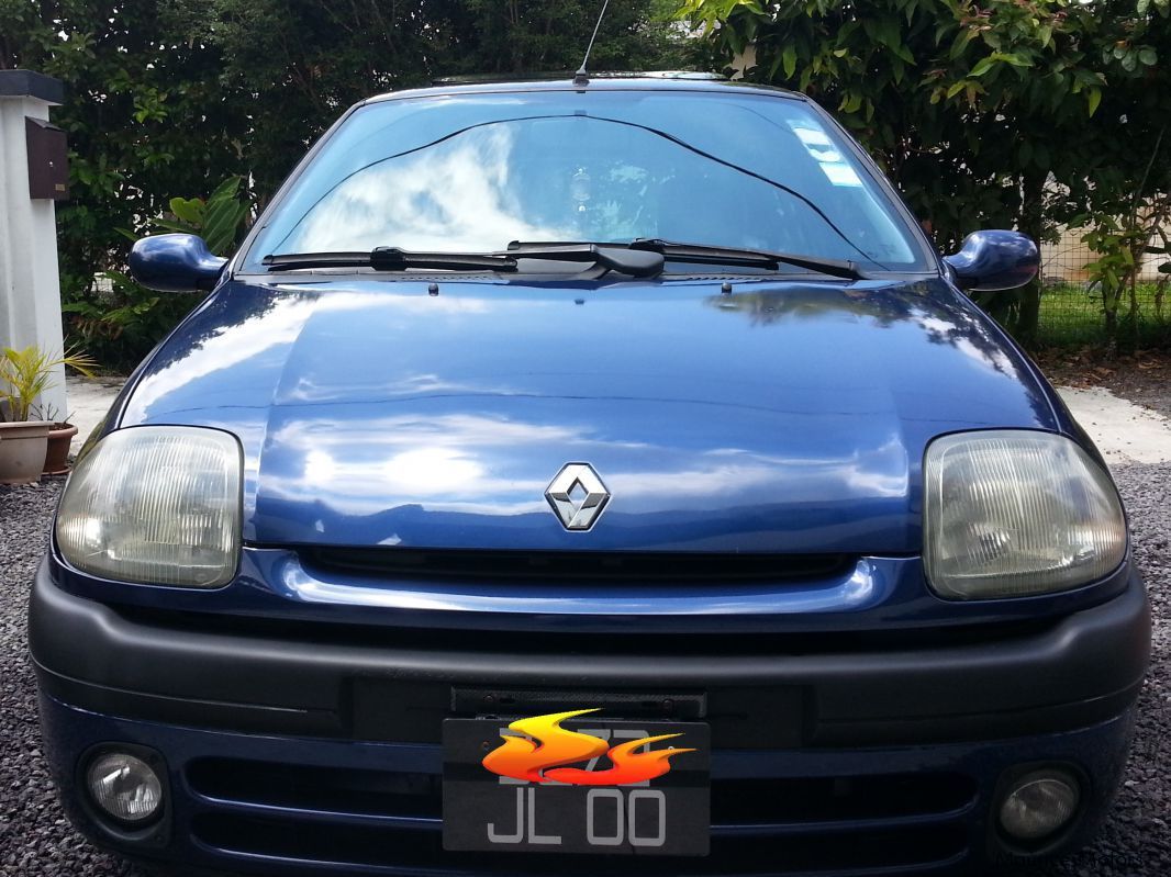 Renault clio in Mauritius