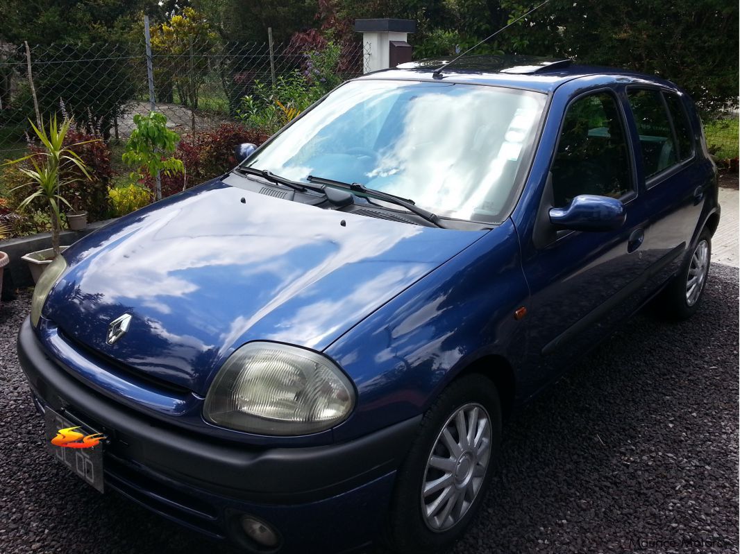 Renault clio in Mauritius