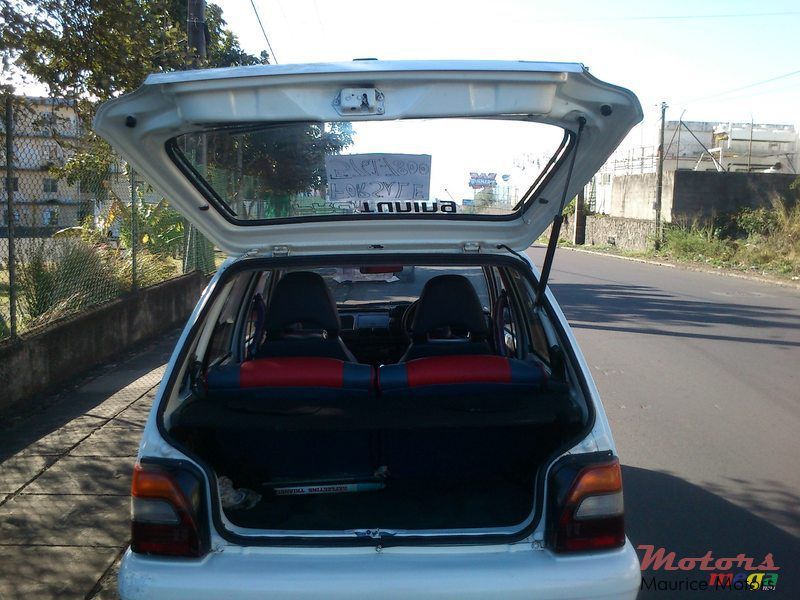 Suzuki Maruti 800 in Mauritius