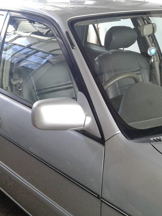 Toyota Corolla EE111 XLI in Mauritius