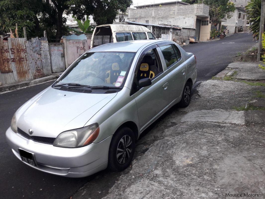 Toyota Platz in Mauritius