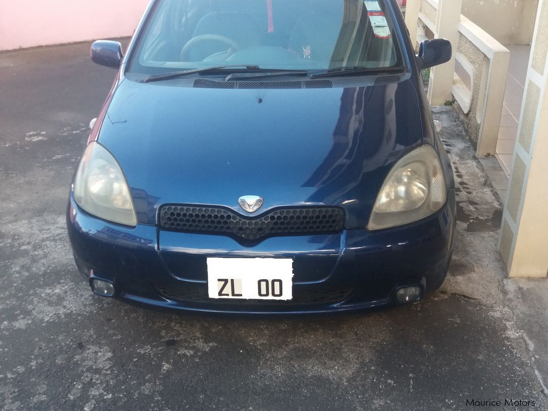 Toyota Vitz 1.0 in Mauritius