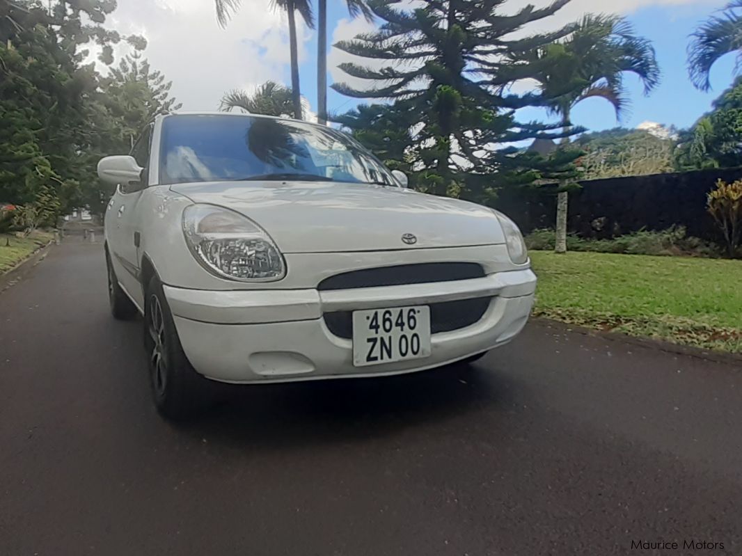 Toyota duet in Mauritius