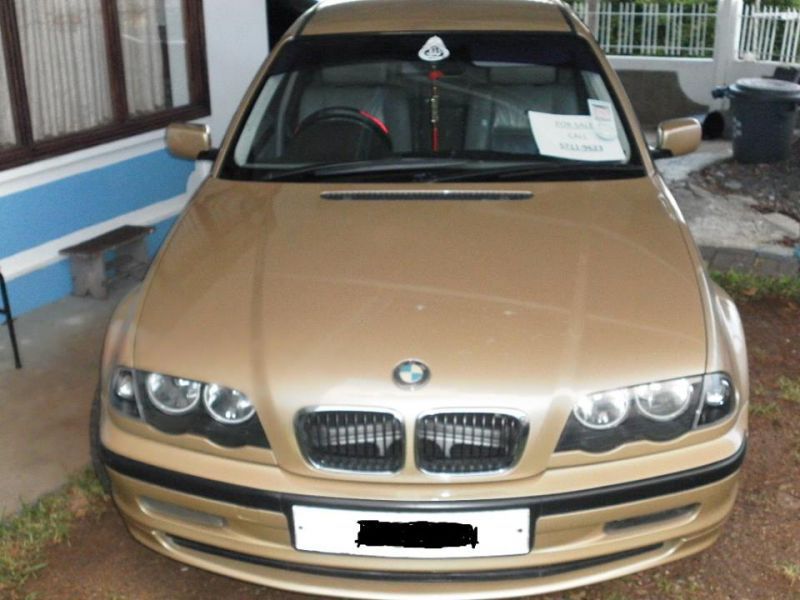 BMW 318i E46 in Mauritius