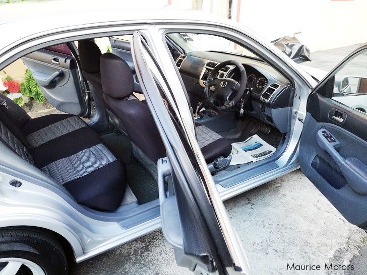 Honda Civic ES8 AUTOMATIC in Mauritius