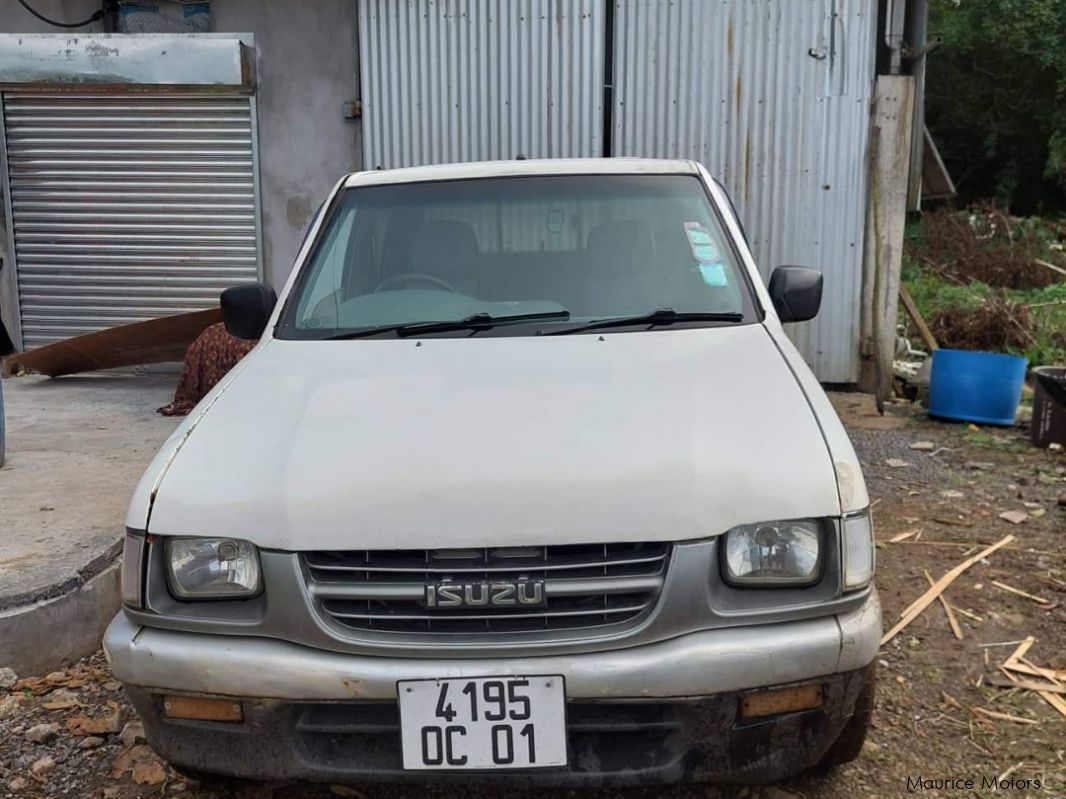 Isuzu Kb250 in Mauritius