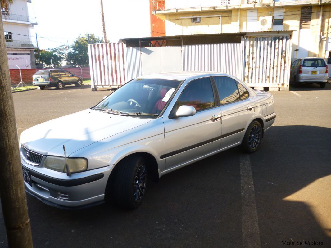 Nissan B15 in Mauritius