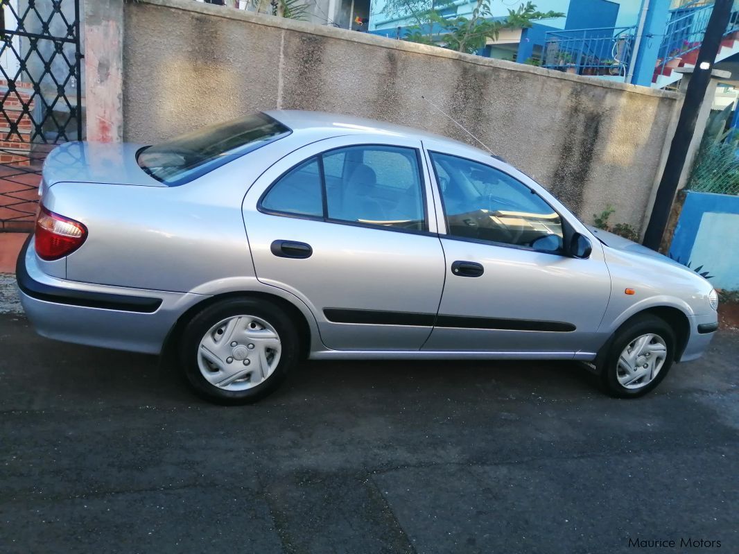 Nissan N16 SUNNY in Mauritius