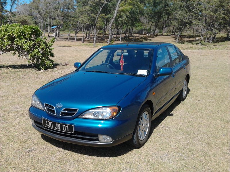 Nissan Primera P11 in Mauritius