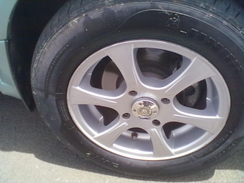 Nissan sunny N16 in Mauritius