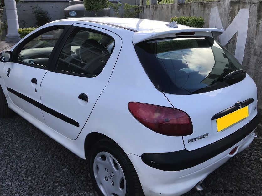 Peugeot 206 in Mauritius