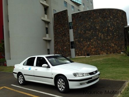 Peugeot 406 in Mauritius
