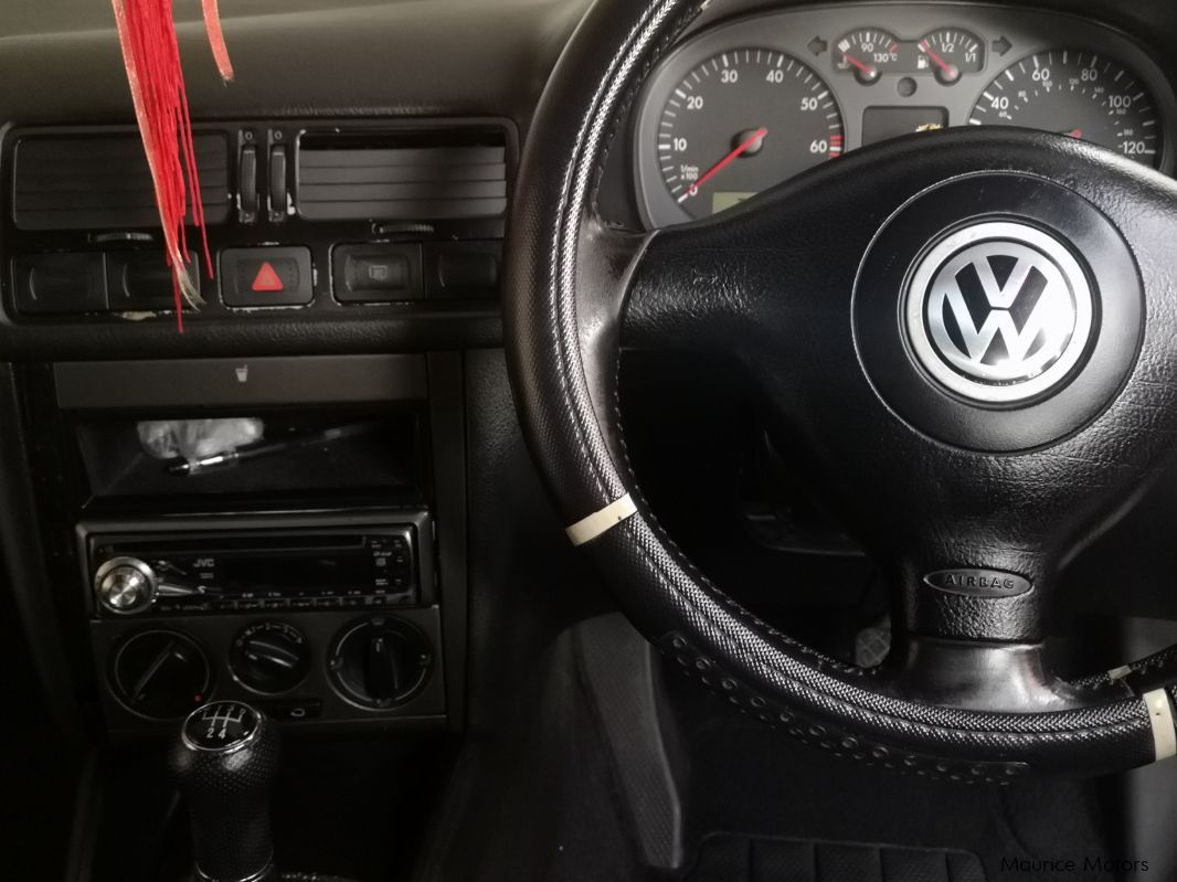 Volkswagen Bora 1.4 16V in Mauritius
