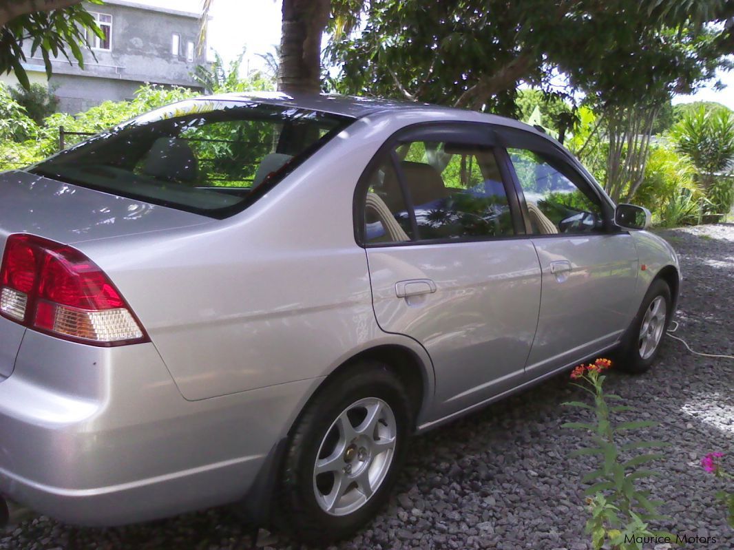 Honda CIVIC ES1 in Mauritius