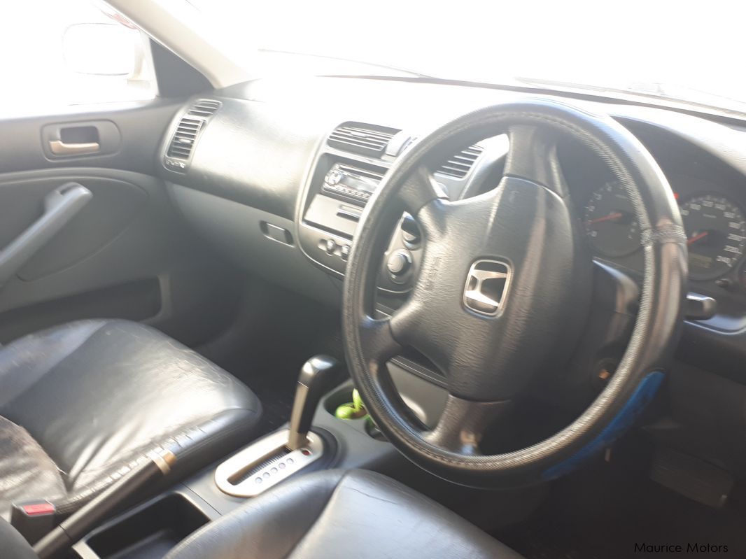 Honda Civic Vti in Mauritius