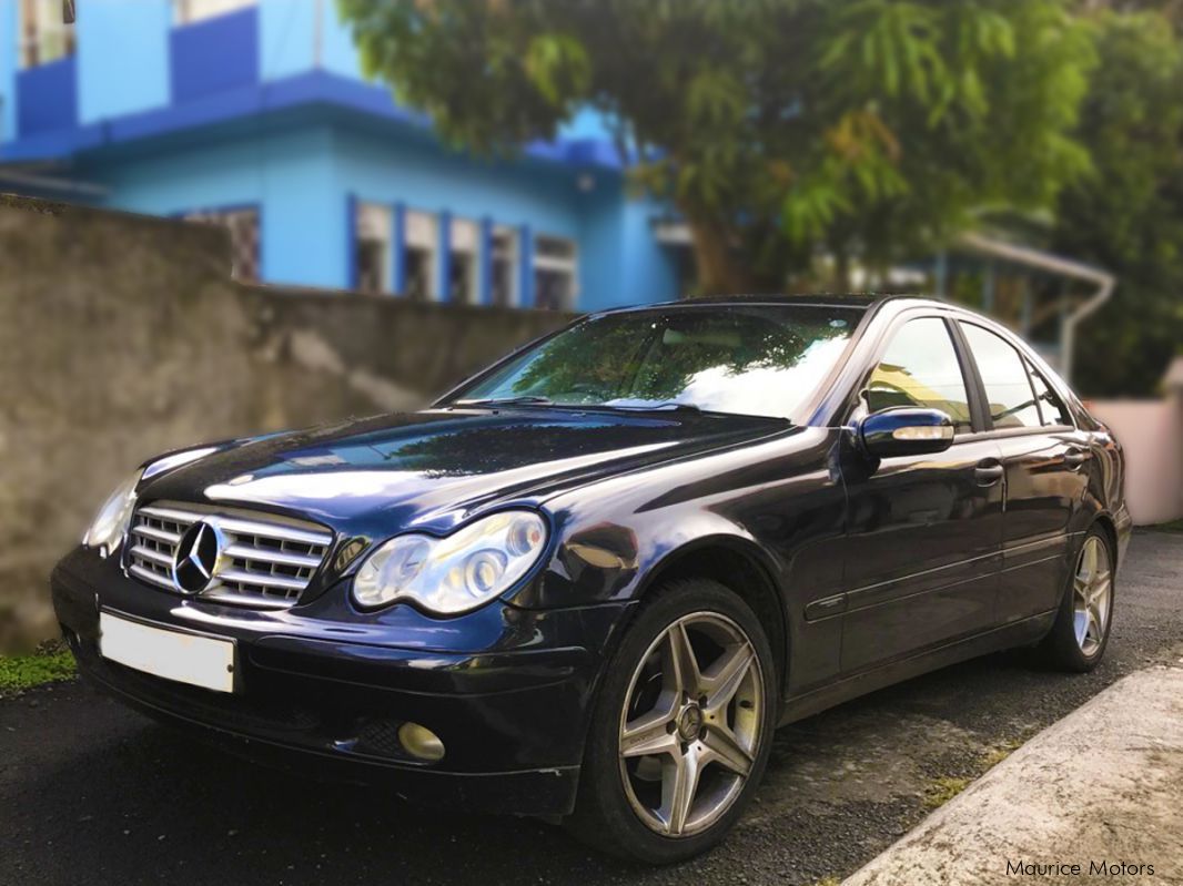 Mercedes-Benz C 180 KOMPRESSOR in Mauritius