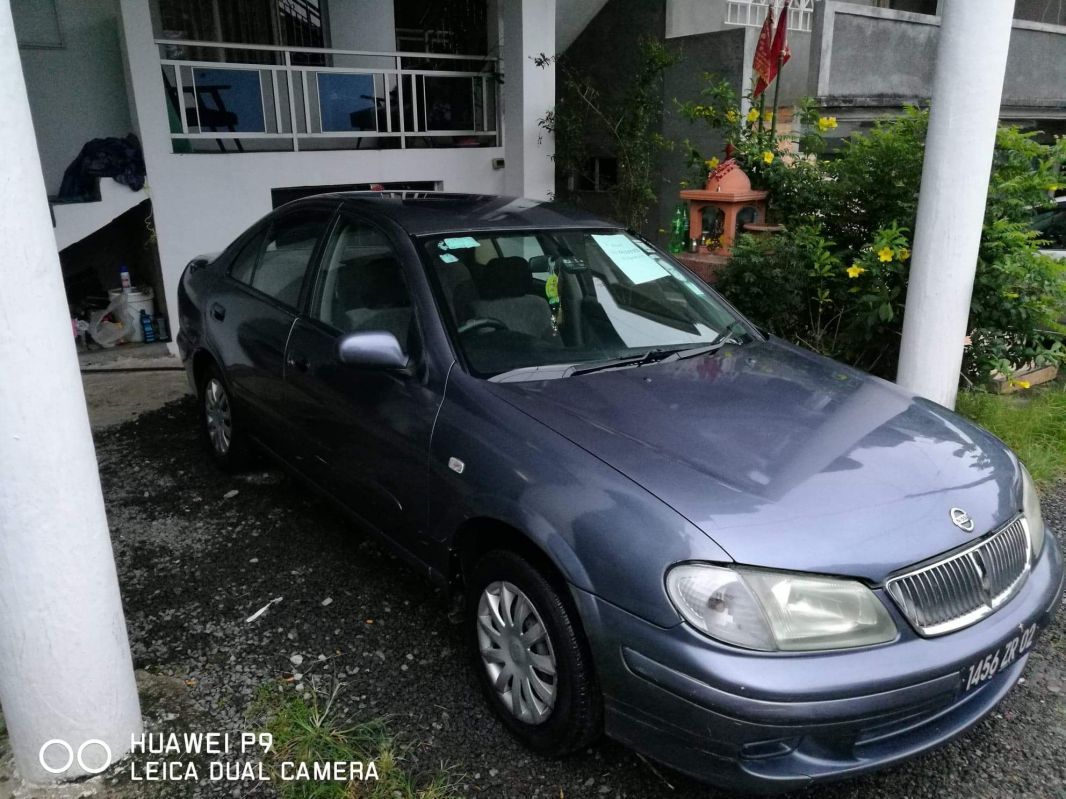 Nissan Almera N16 in Mauritius