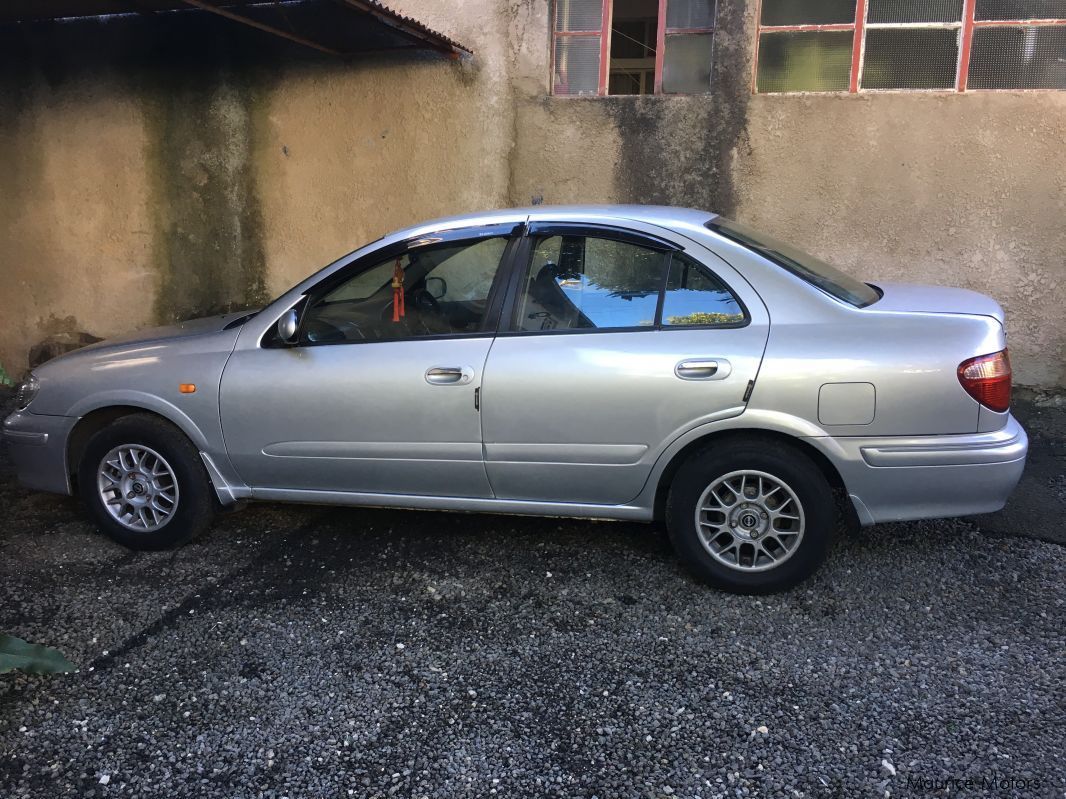 Nissan Sunny N 16 in Mauritius