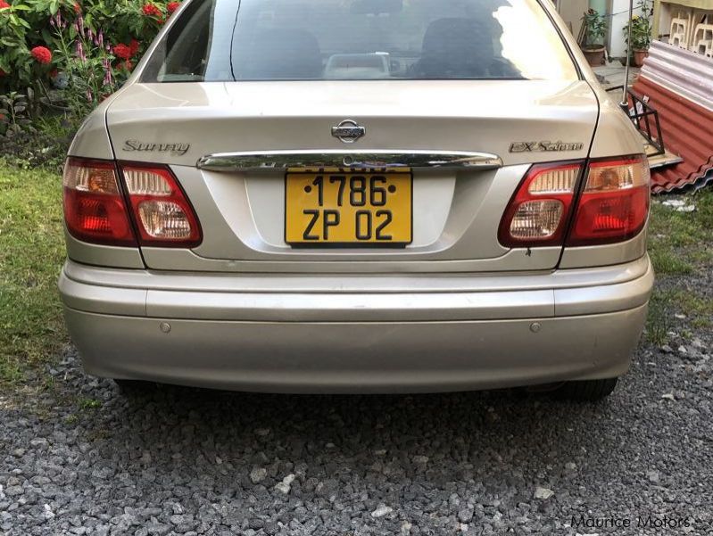 Nissan Sunny N16 in Mauritius
