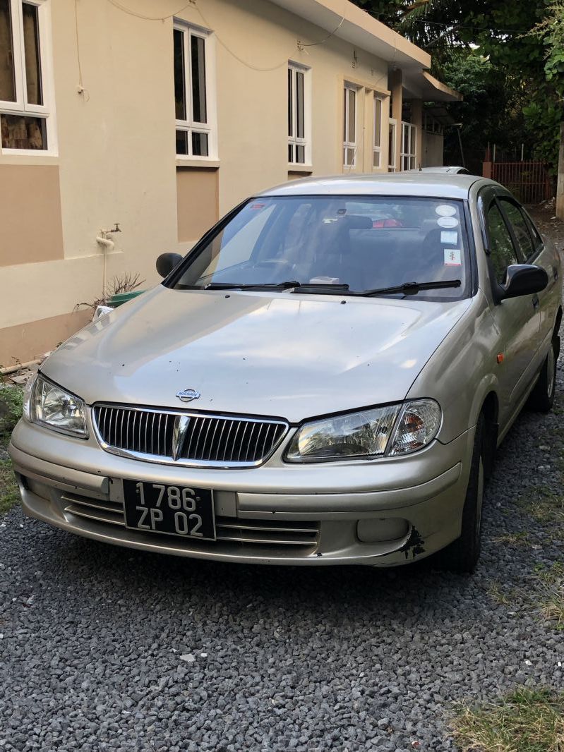 Бампер nissan sunny n16
