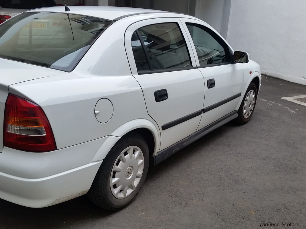 Opel Astra in Mauritius