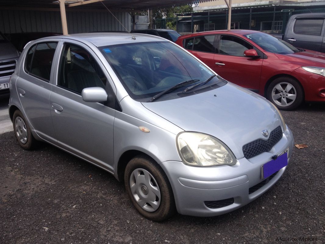 Toyota VITZ - SILVER - LEATHER SEATS in Mauritius