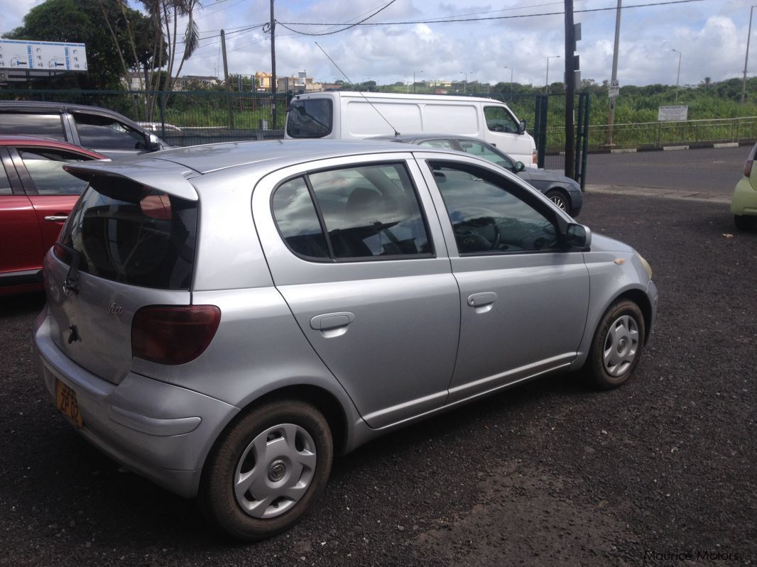 Toyota VITZ - SILVER - LEATHER SEATS in Mauritius