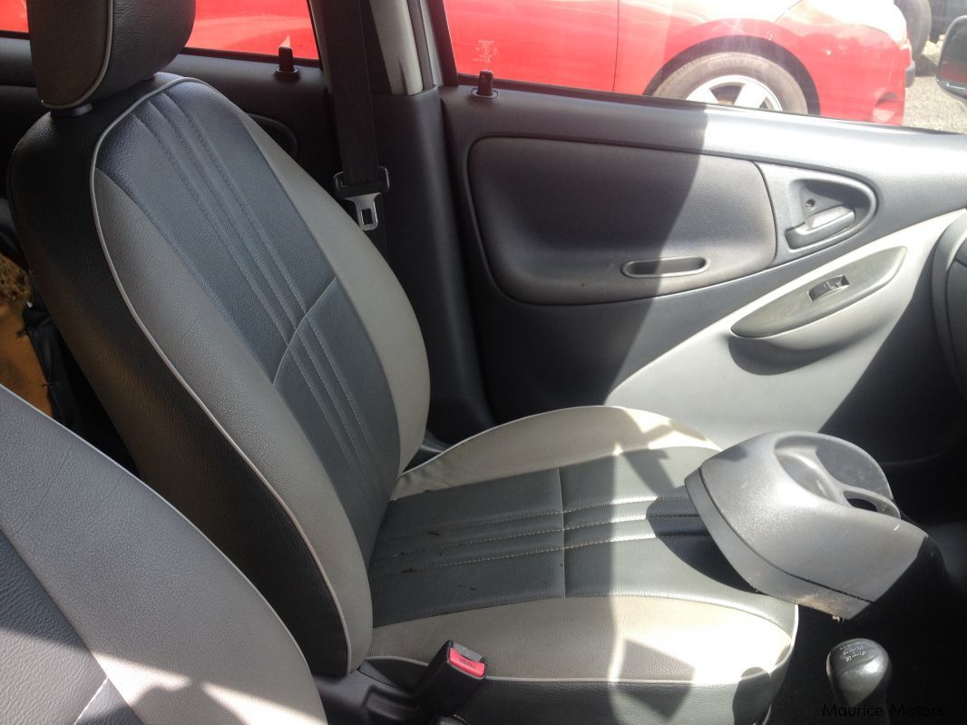 Toyota VITZ - SILVER - LEATHER SEATS in Mauritius