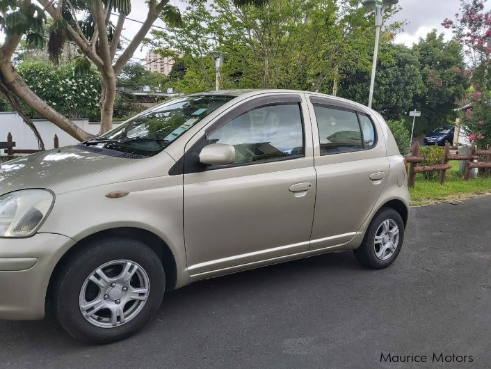 Used Toyota Vitz 2002 Vitz for sale La Flora Toyota Vitz sales