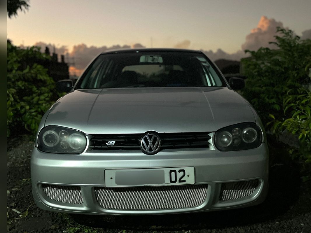 Volkswagen Golf 4 in Mauritius