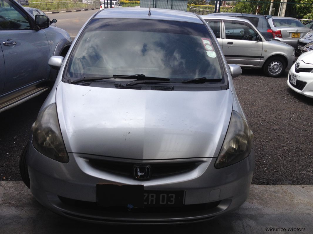 Honda JAZZ - SILVER in Mauritius