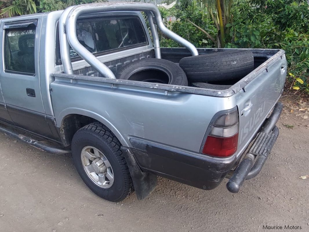 Isuzu 4x2 in Mauritius