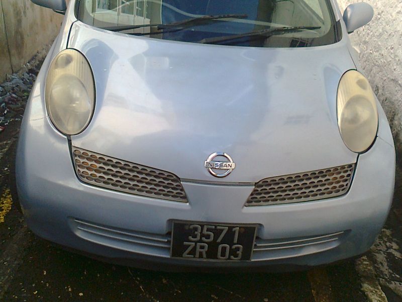Nissan March ak12 in Mauritius