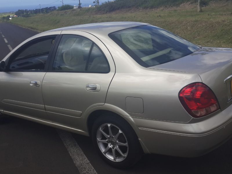 Used Nissan N17 2003 N17 for sale Pont Colville Nouvelle France