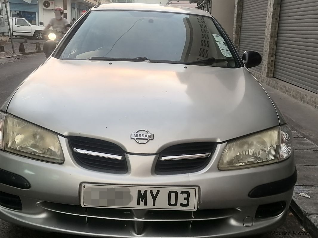 Nissan Sunny N16 in Mauritius