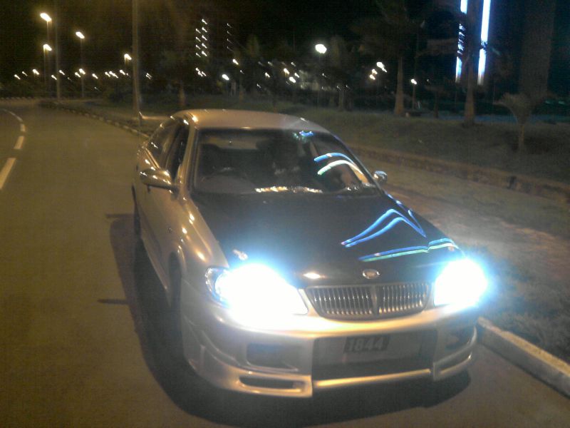 Nissan Sunny N16 in Mauritius