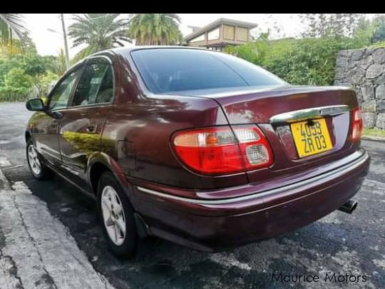 Nissan Sunny n16 in Mauritius