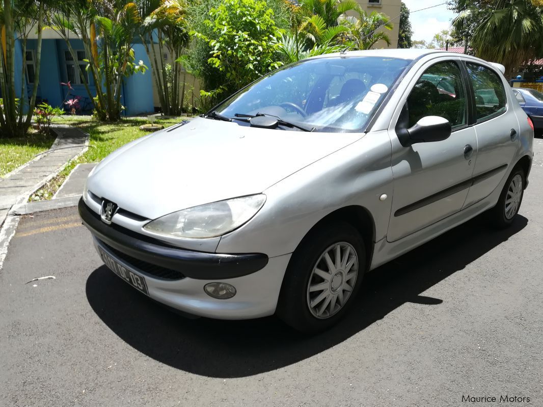 Peugeot 306 in Mauritius